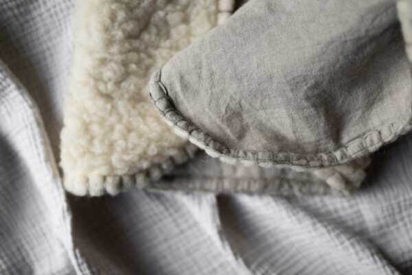 Woolen gilet embroidered - Afbeelding 6