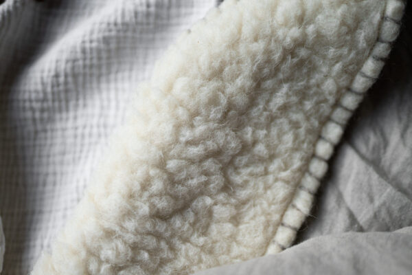 Woolen gilet embroidered - Afbeelding 3
