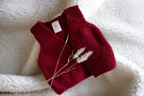 woolen gilet happy red