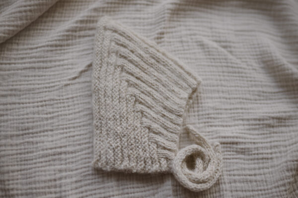 alpaca woolen pointy hat cream